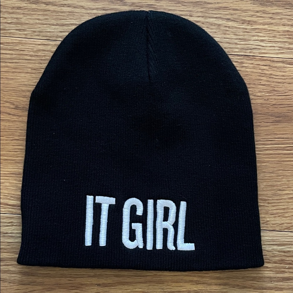 Christian Siriano Black 'IT GIRL' Beanie